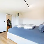 Burgberg * ダウン